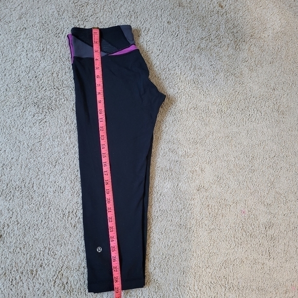 Lululemon Crop Legging with multicored Band in size 8 - Picture 12 of 12